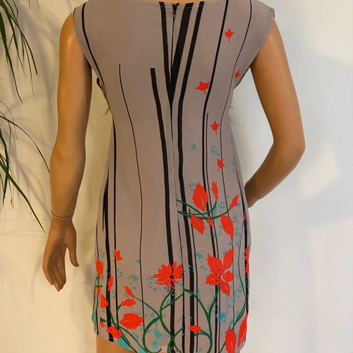 Floral aaiko dress like new, gray, size S
