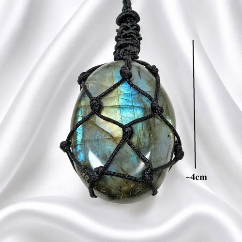Handmade necklace with cord and labradorite stone, new, 36cm