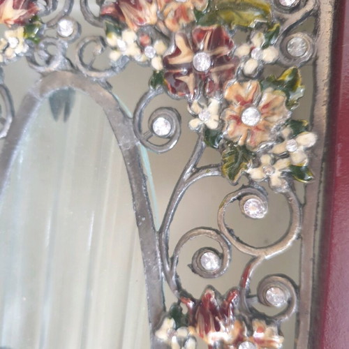 Wooden jewelry box new with enamel decoration and satin lining