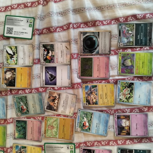 Pokemon cards like new, pack
