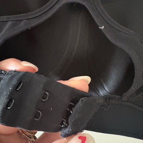 Nike dry fit sports bra used, small, black
