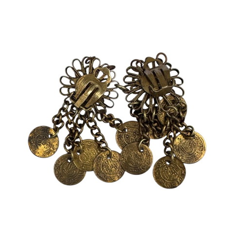Vintage traditional earrings like new, gold-colored