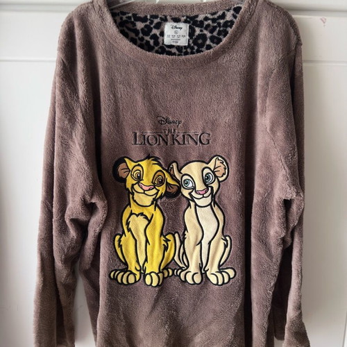 Disney pajamas authentic X-Large like new, brown