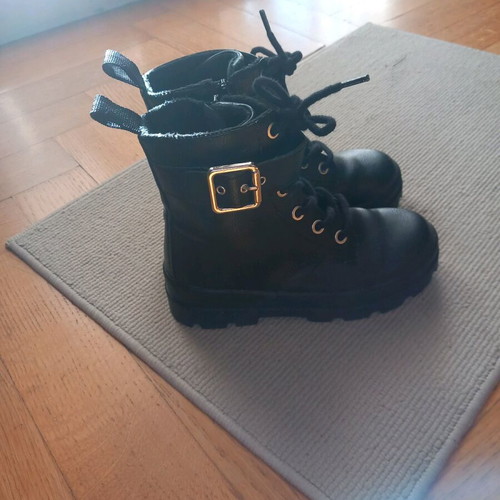 H&M black boots for girls size 30 like new