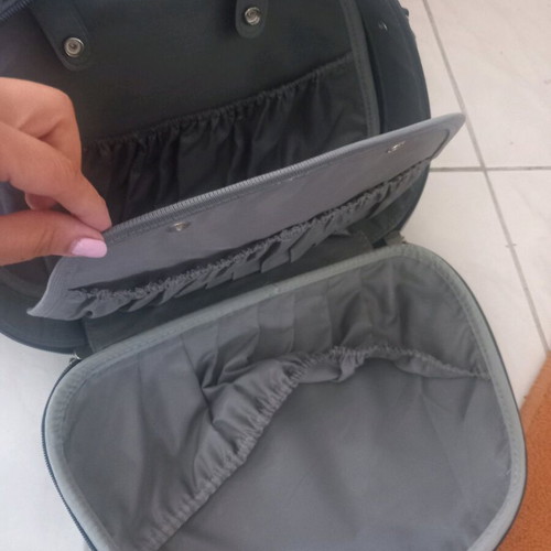 Makeup case like new, compact with strap