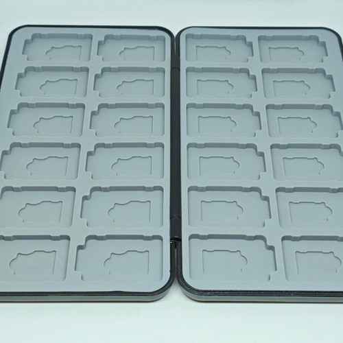 Nintendo Switch Card Case Retro Game Boy Design like new