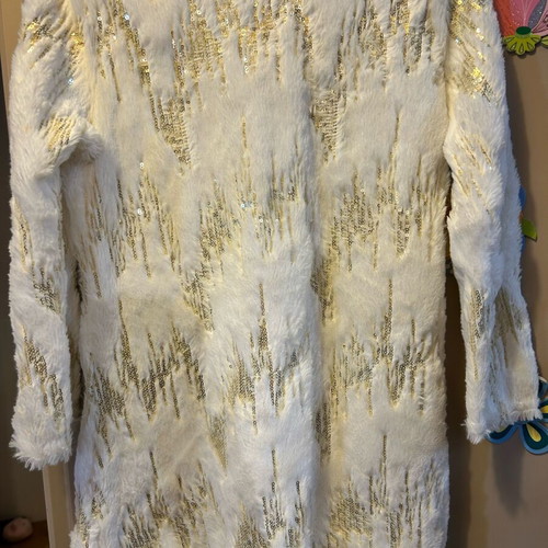 Children's dress white like new with gold details for 8 years old