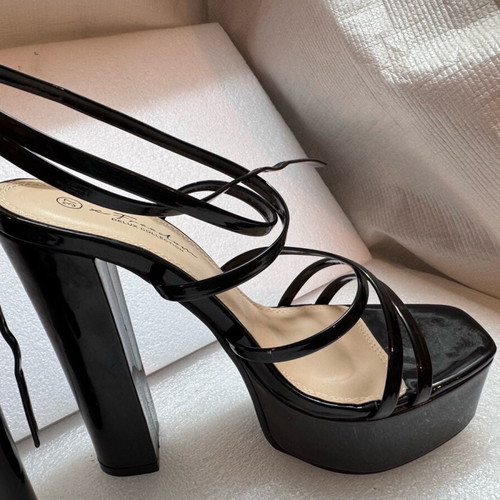 X-freedom black glossy sandal size 37 like new