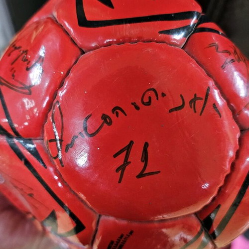 Olympiacos collectible ball with signatures 2005-2008 new