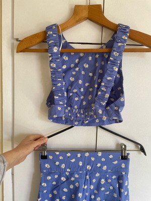 Margarita set Zara like new, waist 32cm, suitable for teens
