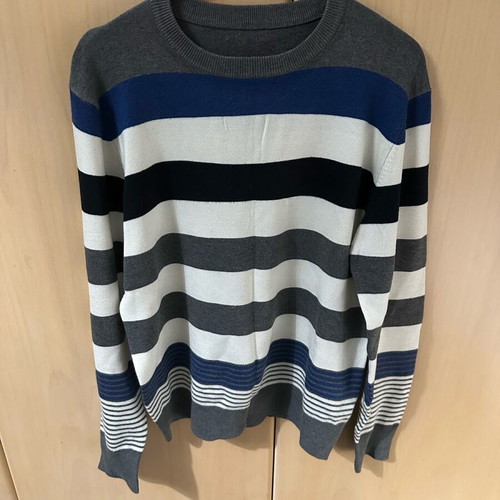 Men's blouse like new, size S, black and white