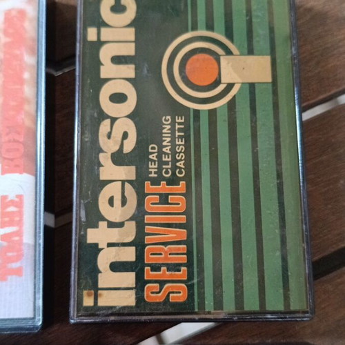 Audio cassettes used, set of 6