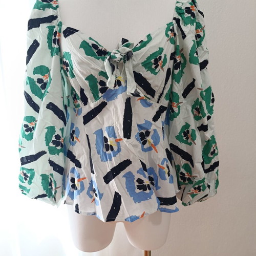 Zibi London women's top medium, new, colorful puff sleeves