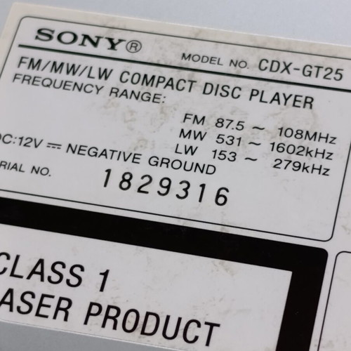 Sony CDX-GT25 car radio CD player