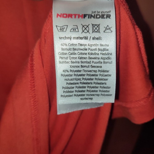 North Finder men's red t-shirt size M used