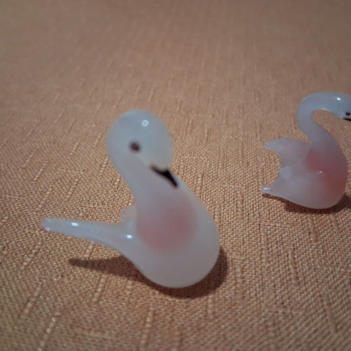 Mourano style swans like new