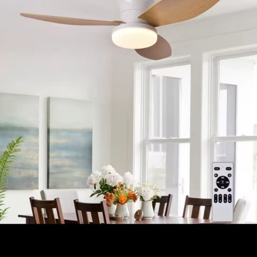 Ceiling fan light, white with wooden blades