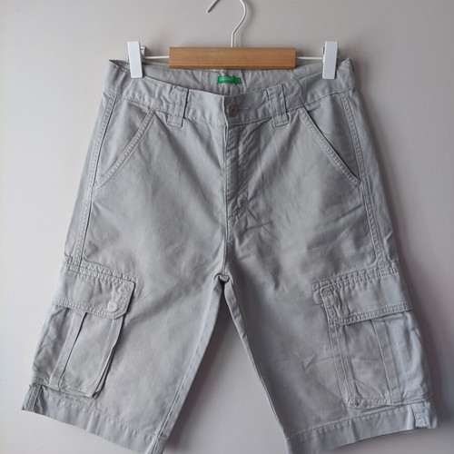 United Colors of Benetton Women Cargo Shorts used, beige, size XS