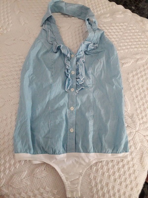 Shirt bodysuit like new, blue and white stripes, open back