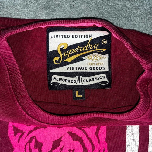 Superdry Limited Edition Panthers Tokyo T-Shirt size L like new, burgundy