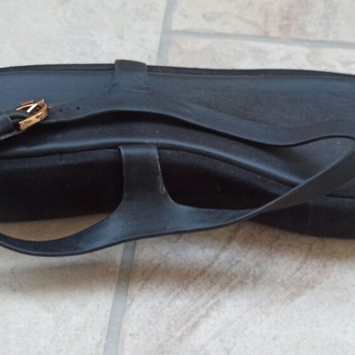 Zara black low sandals like new, size 38