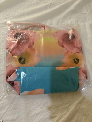 Hei Poa pouch new for vacation
