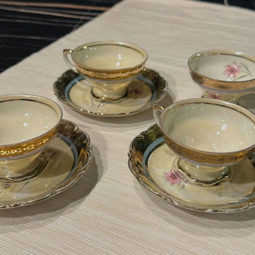 Vintage iridescent porcelain lusterware set used, 4 cups and 3 saucers