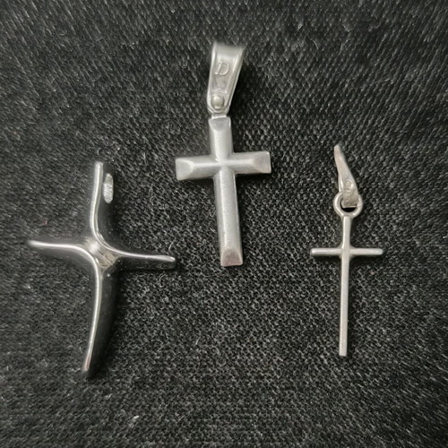 Set of 3 silver crosses like new, .925