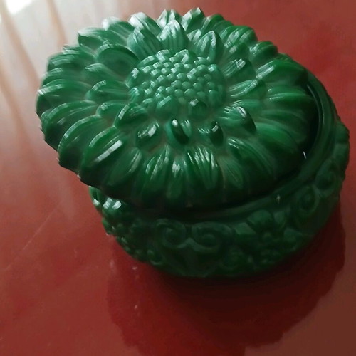 Czech glass malachite powder box like new