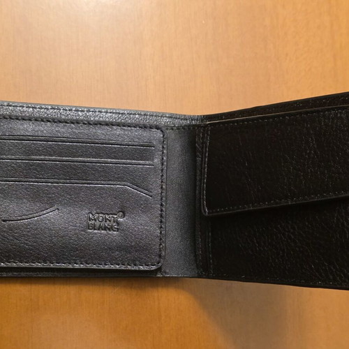 Mont Blanc wallet like new, black with coin case