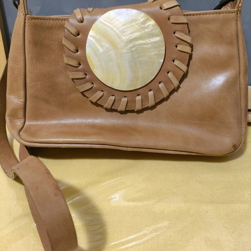 Lois Caron leather shoulder bag like new brown