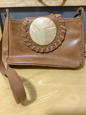 Lois Caron leather shoulder bag like new brown