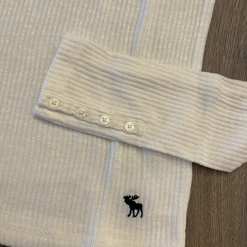 Abercrombie white sweater like new with sleeve button details