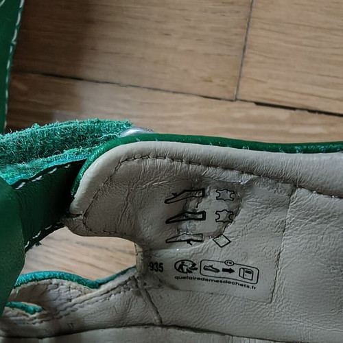 Kickers baby shoes size 22, leather, non-slip sole