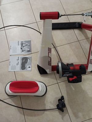 Elite Novo Force Bike Trainer like new, red