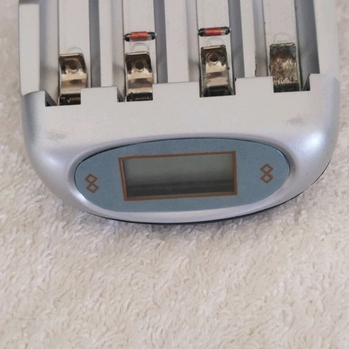 Unomat SL 2300 Battery Charger LCD like new