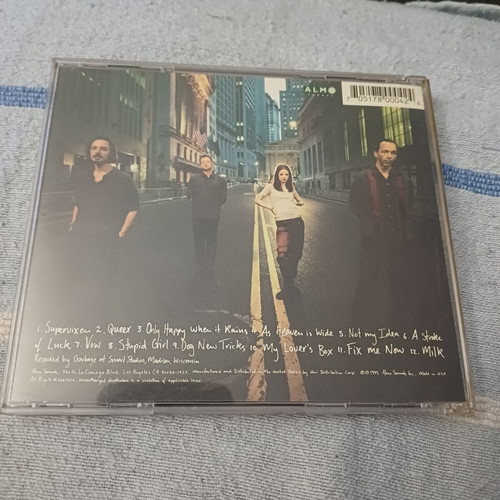 Garbage Garbage ντεμπούτο CD άλμπουμ, εναλλακτικό ροκ