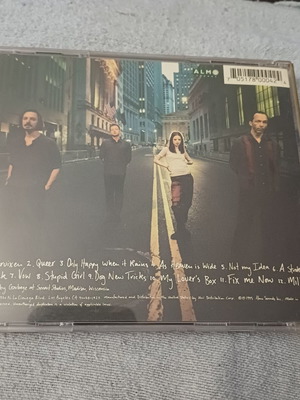 Garbage Garbage ντεμπούτο CD άλμπουμ, εναλλακτικό ροκ