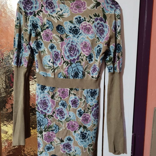 Colorful tunic with floral motifs used, size M/L