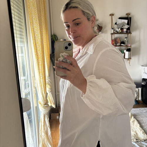 Vertice shirt with special sleeves and collar with strass like new, white, XL