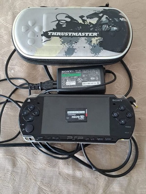 PlayStation Portable PSP σαν καινούργιο με μνήμη 64 GB, παιχνίδια, φορτιστή και θήκη