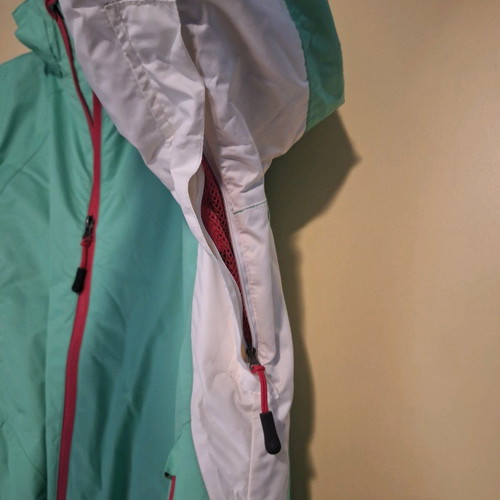 Snow jacket like new, women's youthful size L