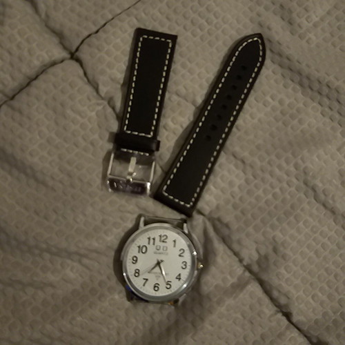 Q&Q Quartz men's watch like new with Festina leather strap