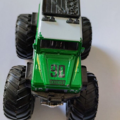 Hot Wheels Monster Truck Land Rover Defender 90 used
