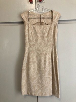 Character dress like new, size M 38 10