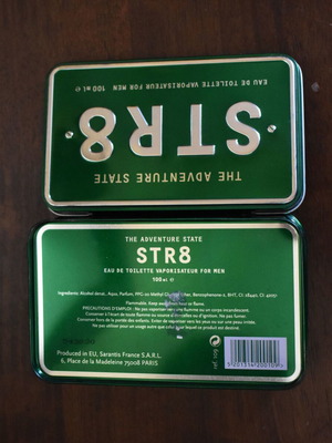 Green tin box like new