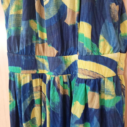 Doca dress size M colorful new