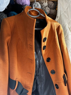 Coat like new mustard color medium with belt