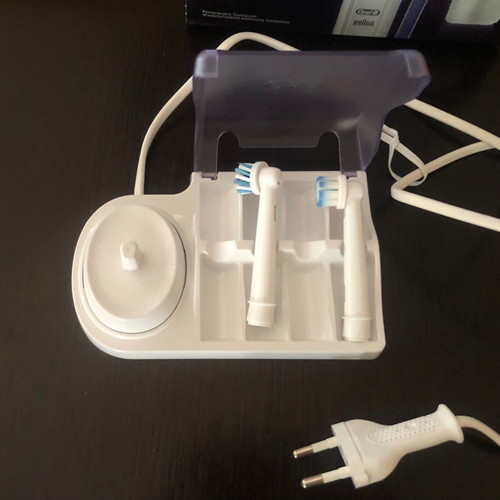 Oral-B Smart 4 4500S Special Edition electric toothbrush