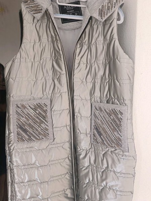 Plus size sleeveless jacket new, silver, 3XL